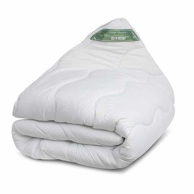 Dekbed Hotel Comfort 4 Seizoenen - 4 seizoenen - 140x200 cm (Eenpersoons) - Fresh and Co - 550 Gram per m2 (200 gr + 350 gr) - Dekbed-Discounter.nl