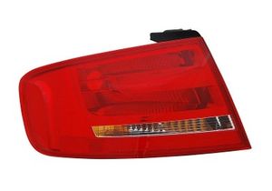 Achterlicht links buiten SEDAN 0327931