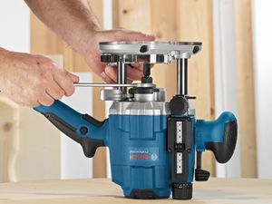 Bosch Blauw GOF 1250 CE Professional Bovenfrees | 1250w - 0601626000