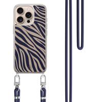 iPhone 16 Pro Max hoesje met donkerblauw koord - Wavy twist iPhone 16 Pro Max hoesje met donkerblauw koord - Wavy twist