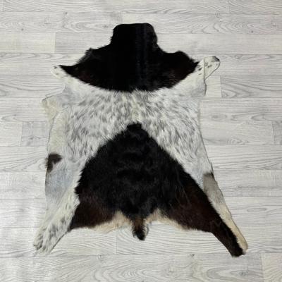 Geitenhuid bruin wit 85x75cm