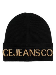 Versace Jeans Couture bonnet nervuré à logo imprimé - Noir