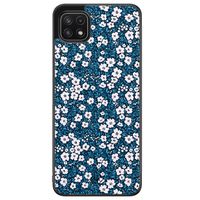 Samsung Galaxy A22 5G hoesje - Bloemen blauw