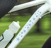 Fietssticker blauwe bloemen