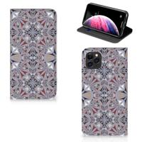 Apple iPhone 11 Pro Max | Standcase | Flower Tiles