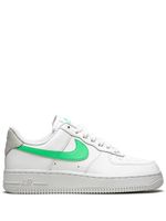 Nike baskets Air Force 1 '07 White/Green Glow - Blanc - thumbnail