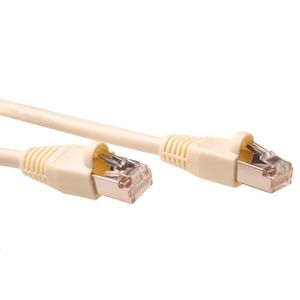 ACT IB7000 Patchkabel SF/UTP CAT5E | Snagless | RJ45 connectoren | Ivoor | 50 cm