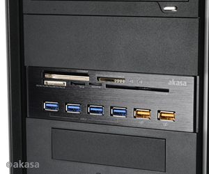 Akasa AK-HC-07BK Inbouw-geheugenkaartlezer 13.34 cm (5.25) USB 2.0 (moederbord), USB 3.2 Gen 1 (moederbord), Molex, SATA Zwart