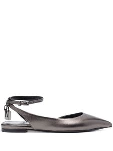 TOM FORD ballerines Padlock en cuir à effet métallisé - Gris