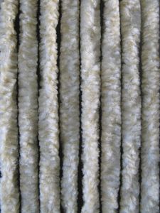 Sunarts model 8129 Kattenstaarten Beige / Wit gem. afm. 100 x 230 cm