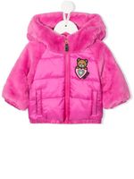 Moschino Kids doudoune à capuche en fourrure artificielle - Rose - thumbnail