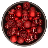 37x stuks kunststof kerstballen rood 6 cm mix