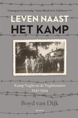 Leven naast het kamp (Paperback)
