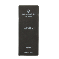 Living Nature Day light tinted moisturiser 50 Milliliter