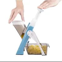 SliceMaster Instelbare Groentesnijder - Handmatige Dicer met Roestvrijstalen Mes - Efficiënt & Energiezuinig Keukenhulpmiddel