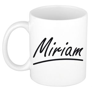 Naam cadeau mok / beker Miriam met sierlijke letters 300 ml   -