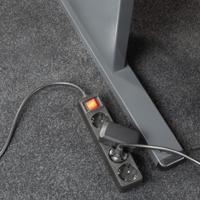 ACT stekkerdoos met schakelaar, 4 sockets, 2 m, zwart