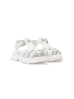 Dolce & Gabbana Kids sandales en cuir à plaque logo - Blanc - thumbnail