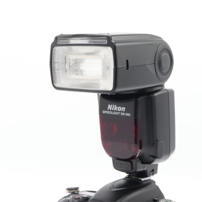 Nikon Speedlight SB-900 occasion