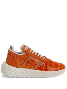 Giuseppe Zanotti baskets Urchin à effet peau de crocodile - Orange