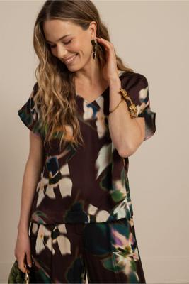 Studio Anneloes Jutta Satin Flower Top 13839 T-shirt Korte Mouw 9997 Multi Color