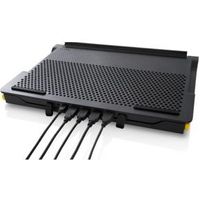 Targus Chill Mat© + with 4-Port Hub