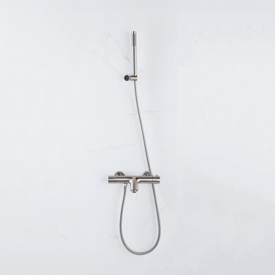 Fortifura Calvi Thermostatische badkraan met staafhanddouche, handdouchehouder en metalen doucheslang Geborsteld RVS PVD (RVS) SW496812/SW720566/SW720222/SW706208