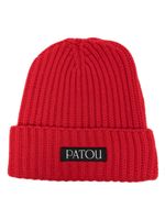 Patou logo-patch ribbed beanie - Rouge