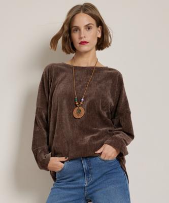 velvet top met ketting velvet top met ketting