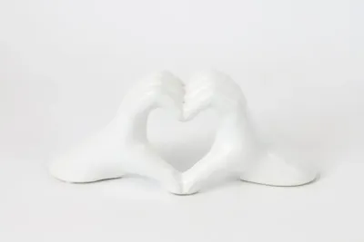 Countryfield ornament keramiek faron hands love 26x9x10.5cm wit