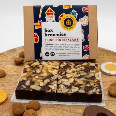 Brownie Gevulde Speculaas - 6 Brownies - Brievenbus Pakket - Box Brownies - Pure fair trade Belgische chocolade - Amandelspijs - Amandelschaafsel
