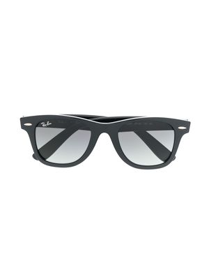 RAY-BAN JUNIOR lunettes de soleil Wayfarer à monture carrée - Noir