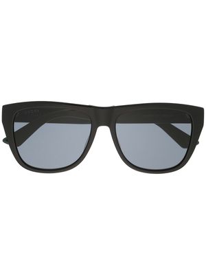 Gucci Eyewear Lunettes de soleil à monture en D - Noir