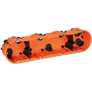 Hollewand inbouwdoos 4 voudig oranje gatmaat 68mm luchtdicht met trekontlasting voor buis en kabel
