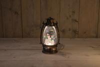 LANTAARN SNEEUWMAN IN GLITTERWATER LED WARM WIT 14,5X24CM 3XAA-DC AANSLUITING - Annas collection