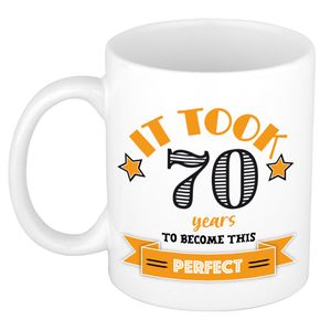 Verjaardag cadeau mok 70 jaar - oranje - grappig - 300 ml - keramiek