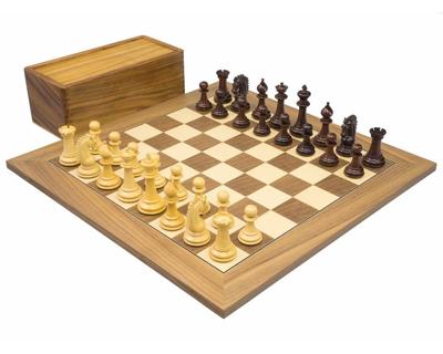 De Sheffield Ruiter Rozenhout & Walnoot Schaakset
