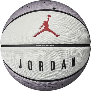 Jordan Playground 2.0 8P