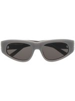 Balenciaga Eyewear lunettes de soleil à plaque logo - Gris