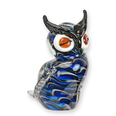 A MURANO STYLE GLASS FIGURINE OF AN OWL