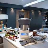 LIVOO DOP219W - Super Cooker multifunctionele robot - 12 snelheden - 125 tot 5000 tpm - 3,5L roestvrijstalen kom - 1000W - Wit LIVOO DOP219W - Super Cooker multifunctionele robot - 12 snelheden - 125 tot 5000 tpm - 3,5L roestvrijstalen kom - 1000W - Wit
