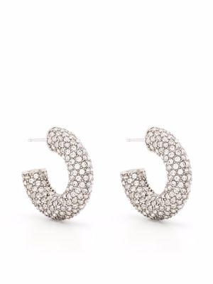 Amina Muaddi boucles d'oreilles Cameron à ornements en cristal - Blanc