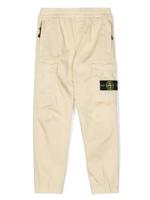 Stone Island Junior pantalon cargo à patch Compass - Tons neutres