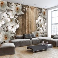 Zelfklevend fotobehang - Lelie tuin op houten planken   , Premium Print  , Houtlook