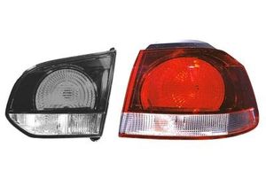 Achterlicht rechts buiten Type Hella ZWART 5869932