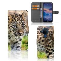 Nokia 5.4 | Telefoonhoesje | Met pasjeshouder | Baby Luipaard
