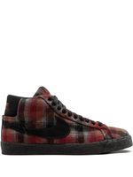 Nike baskets montantes Blazer SB - Rouge