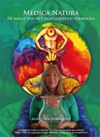 Medica natura (Paperback)