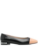 Stuart Weitzman escarpins en cuir à perles artificielles 10 mm - Noir