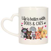 Cadeau koffie/thee mok - life is better with cats and dogs - hartjes oor - huisdieren